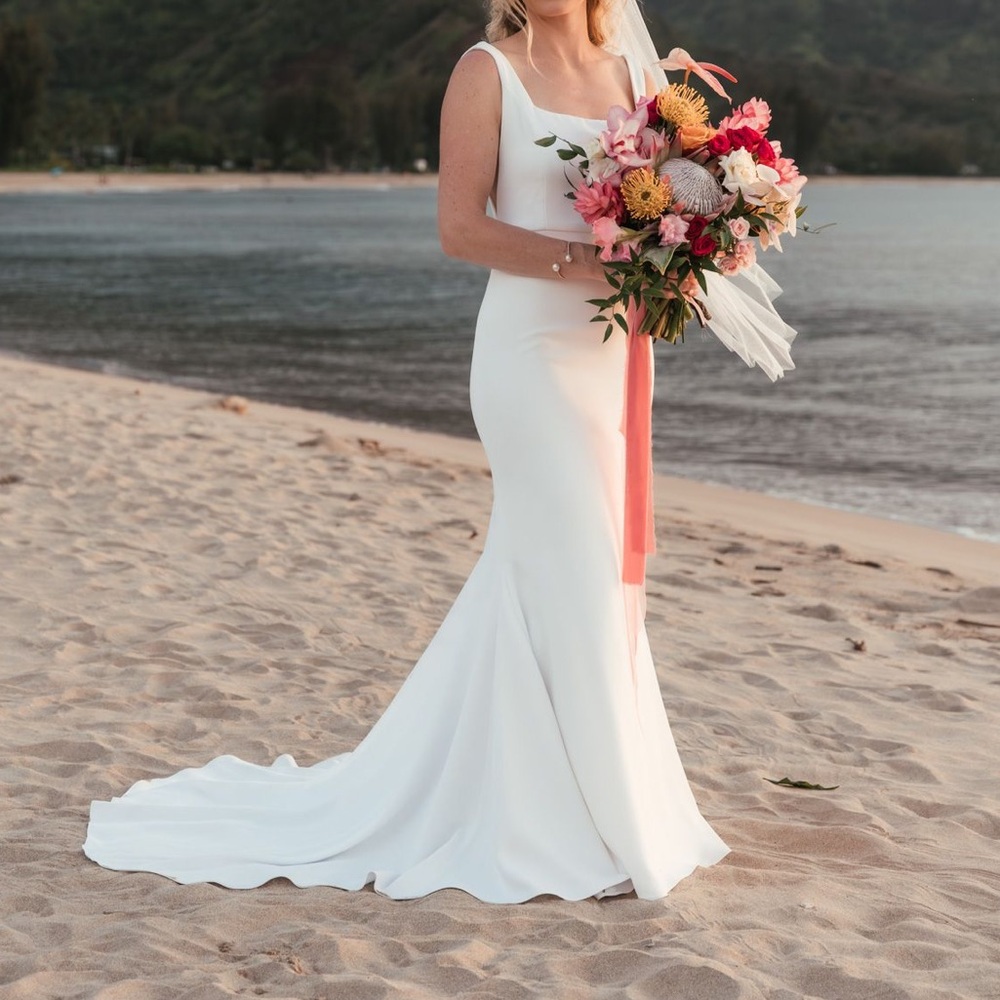 Alyssa Kristin Sydney Wedding Gown